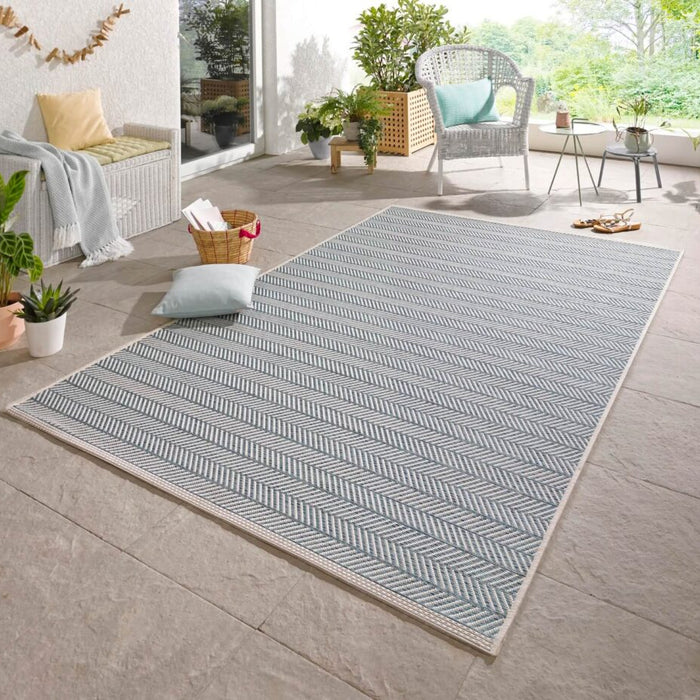 How to Keep Your Outdoor Rug Looking Pristine