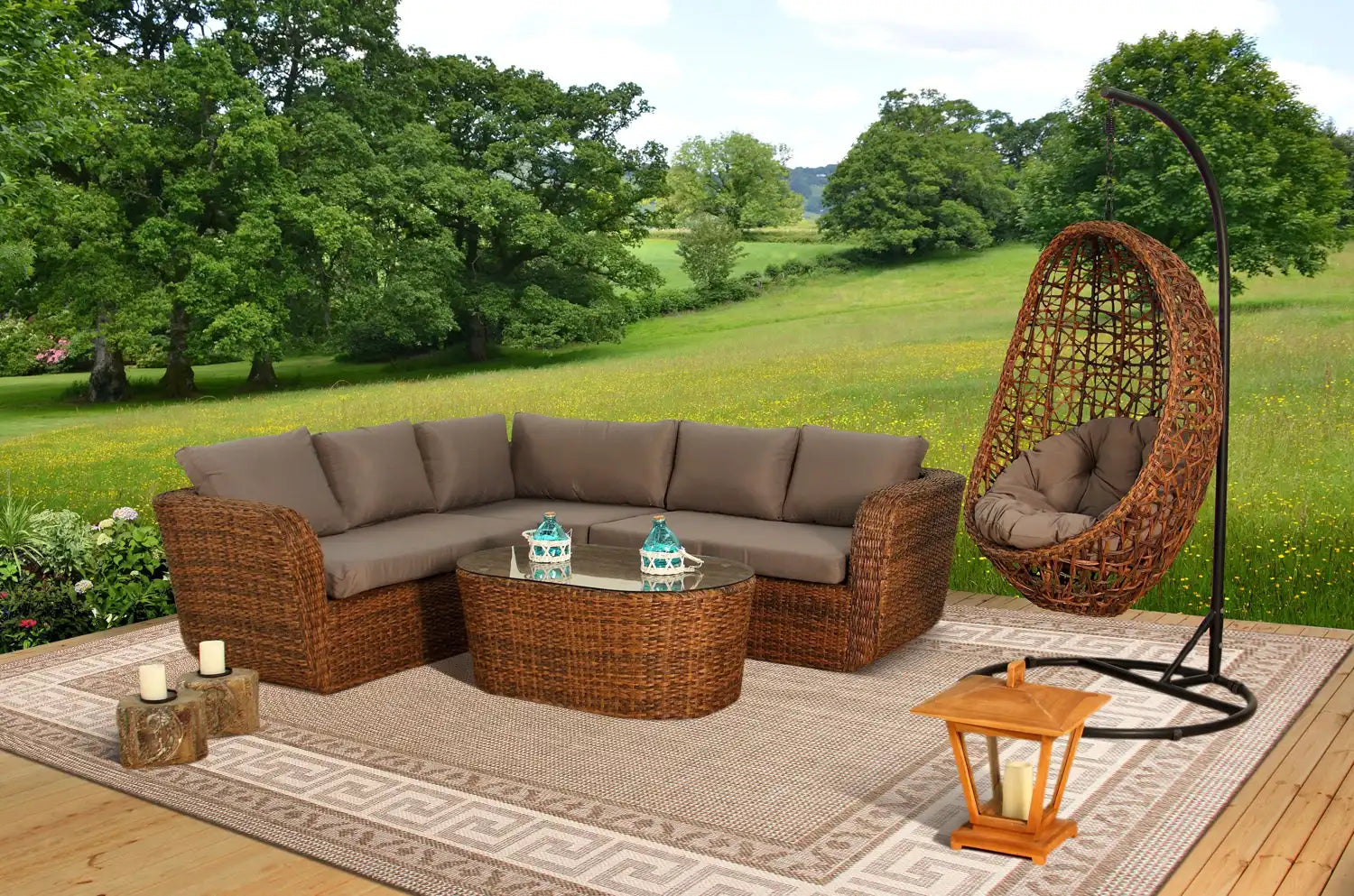 Greek Key Flatweave Brown Rug