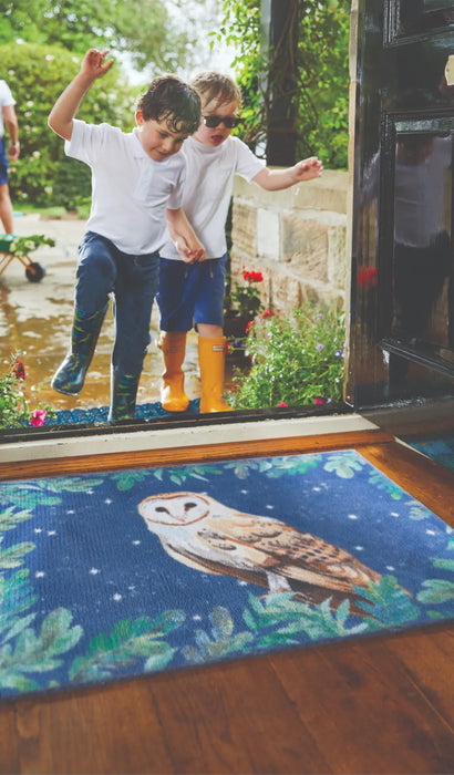 Patterned Hug Rug Owl 1