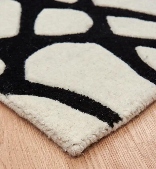 Asiatic wire matrix max35 white Black, Ivory Living Room Wool Rug.