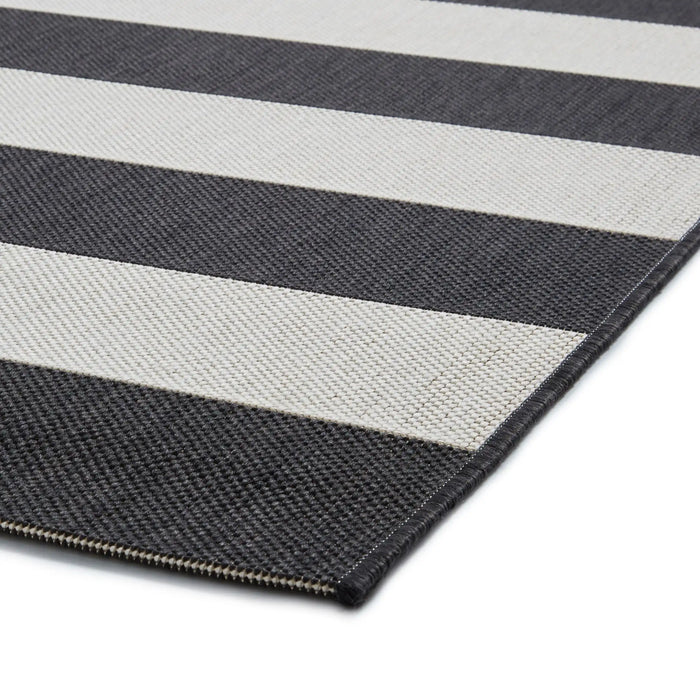 Think Rugs santa monica 48644 black white Black, Ivory Living Room Flat Weave Rug.