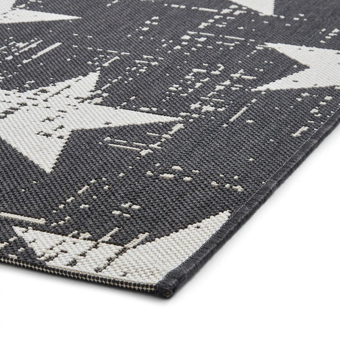 Think Rugs santa monica 48648 black white Black, Ivory Living Room Flat Weave Rug.