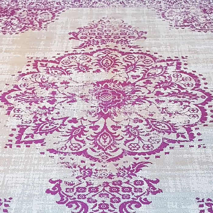 Origins saville grey rapberry Grey, Pink Living Room Geometric Rug.
