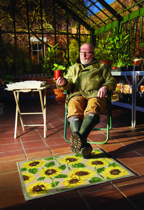Patterned Hug Rug Sunflower 1