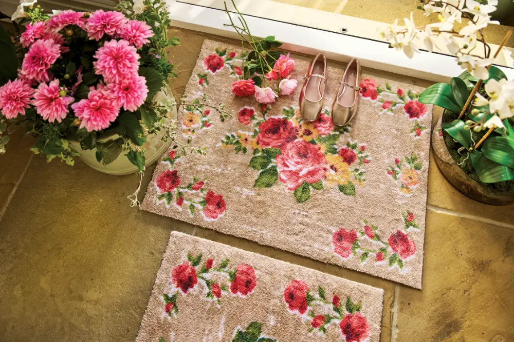 Patterned Hug Rug Vintage Rose