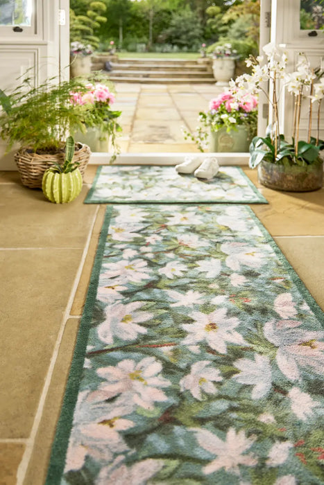 Patterned Hug Rug Water Lilies