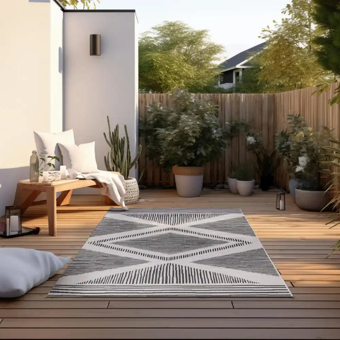 Elle Decoration gemini 106014 black Grey, Black Outdoor  Geometric Rug.
