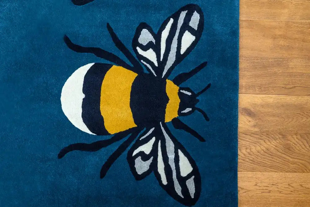 Woven Edge natural world bumble bee Blue, Green, Yellow, Multicoloured Living Room Wool Rug.