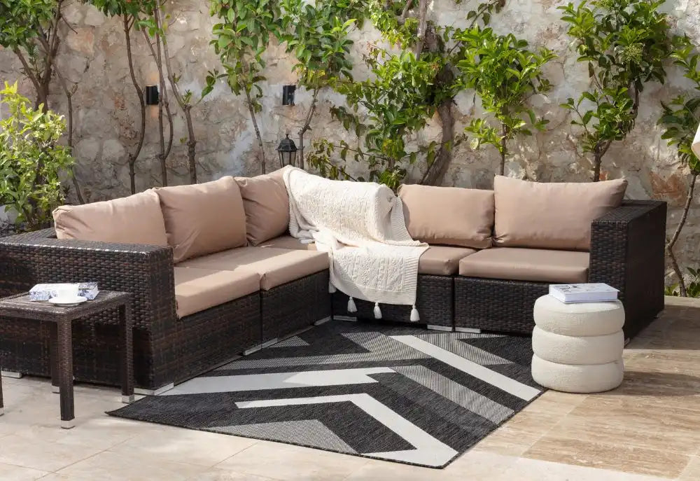 Surya rvl cassy 2320 grey Grey Living Room Flat Weave Rug.