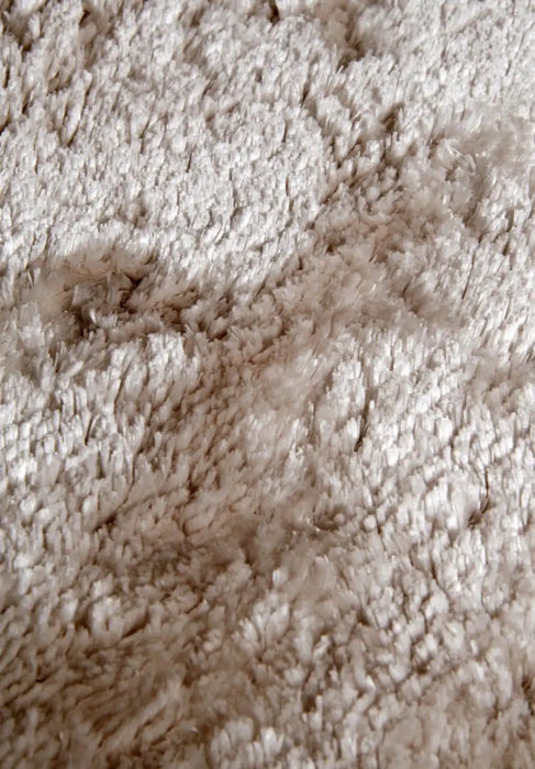 Elle Decoration elle cosy creme Ivory Living Room Shaggy Rug.