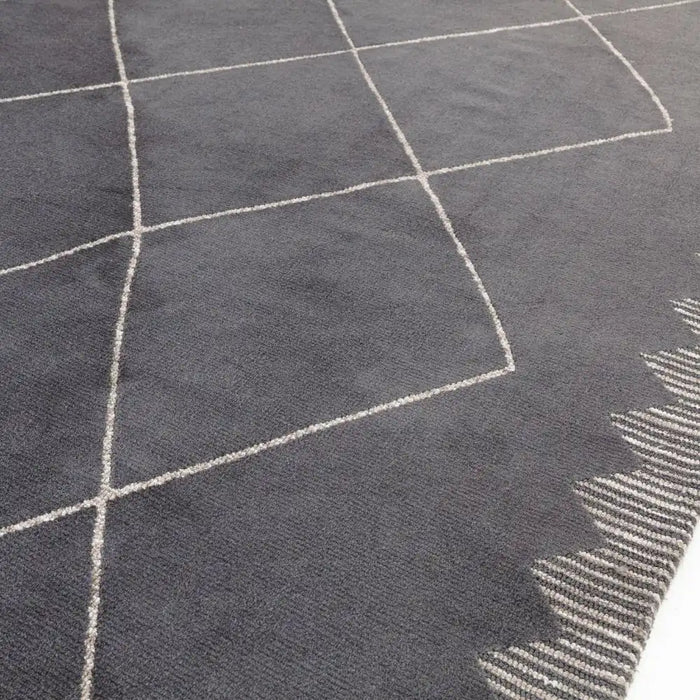 Asiatic mason diamond black Grey, Black Living Room Geometric Rug.